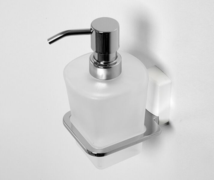 Дозатор для жидкого мыла WasserKRAFT Leine K-5099 White стеклянный, 300 ml металл, хромоникелевое покрытие, матовое стекло, ABS - пластик, фото